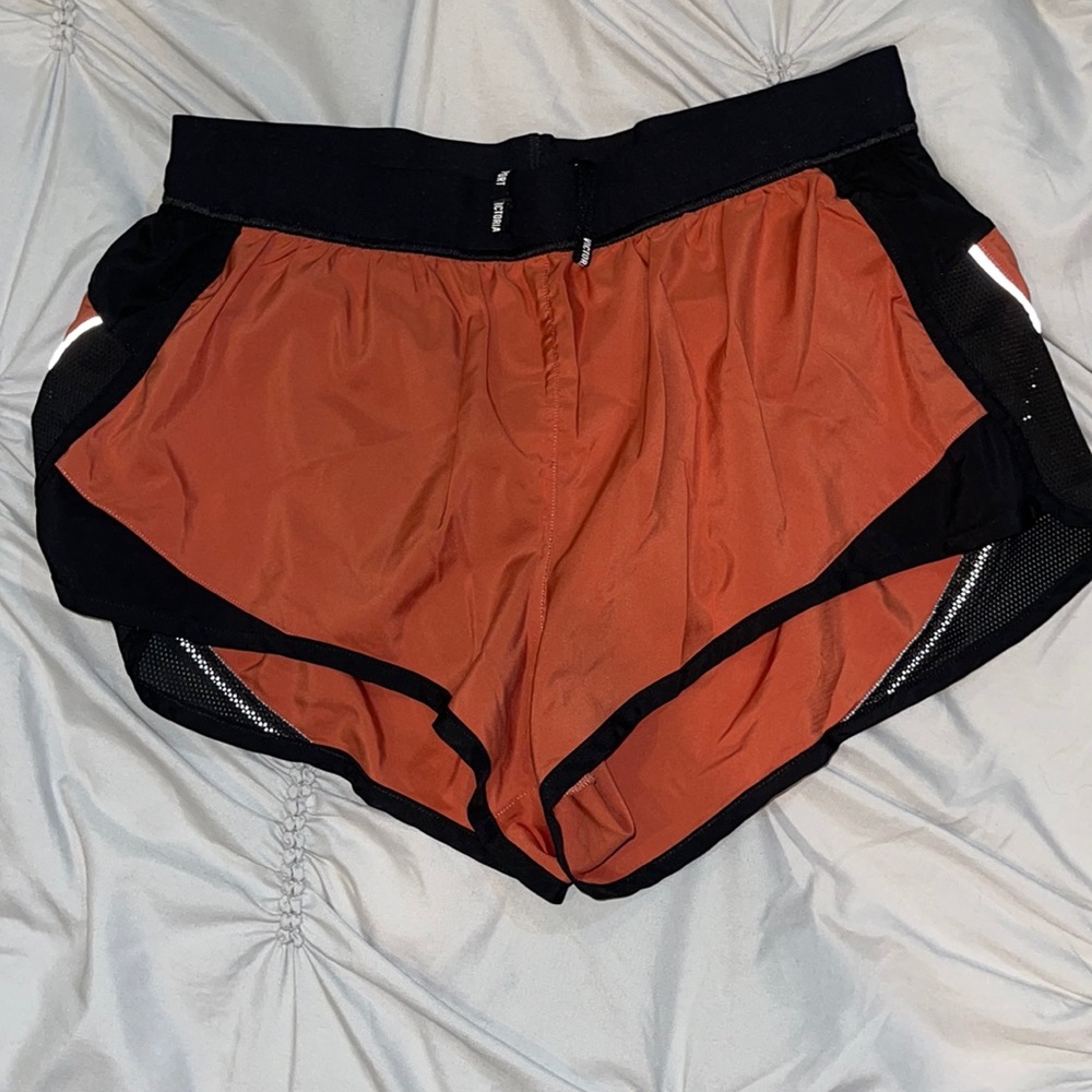Victoria Sport Running Shorts w/liner Sz M